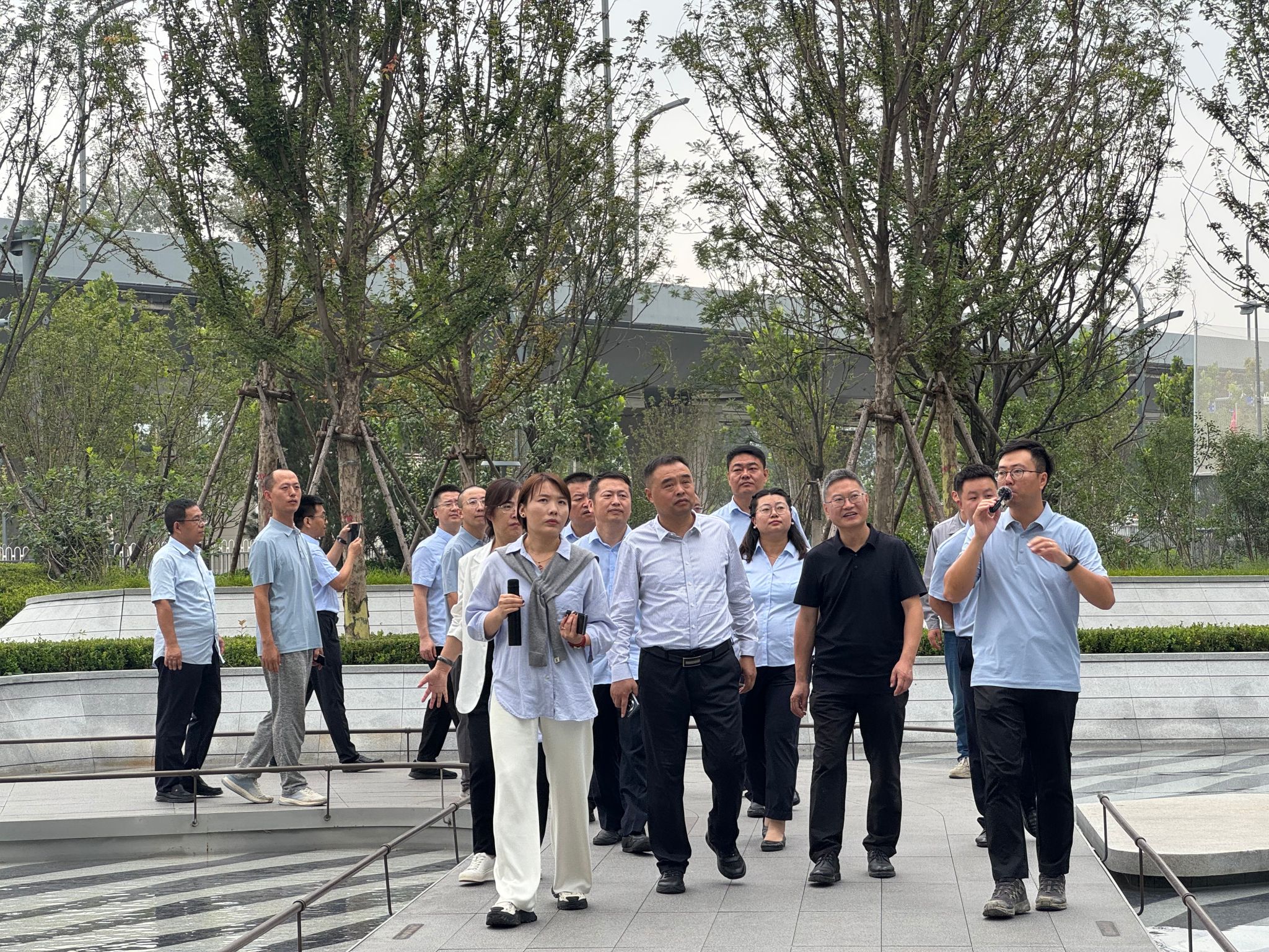 山西建投園區(qū)建發(fā)集團(tuán)開展“質(zhì)量月”項(xiàng)目觀摩交流活動(dòng)