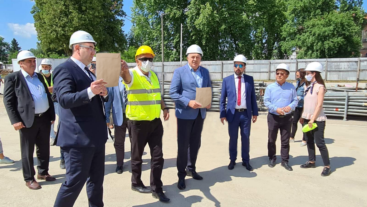 山西建投承建的波黑多博伊醫(yī)院項目獲當?shù)卣I(lǐng)導(dǎo)點贊