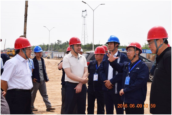 孫波董事長(zhǎng)慰問(wèn)晉中市城區(qū)東南外環(huán)道路快速化改造項(xiàng)目
