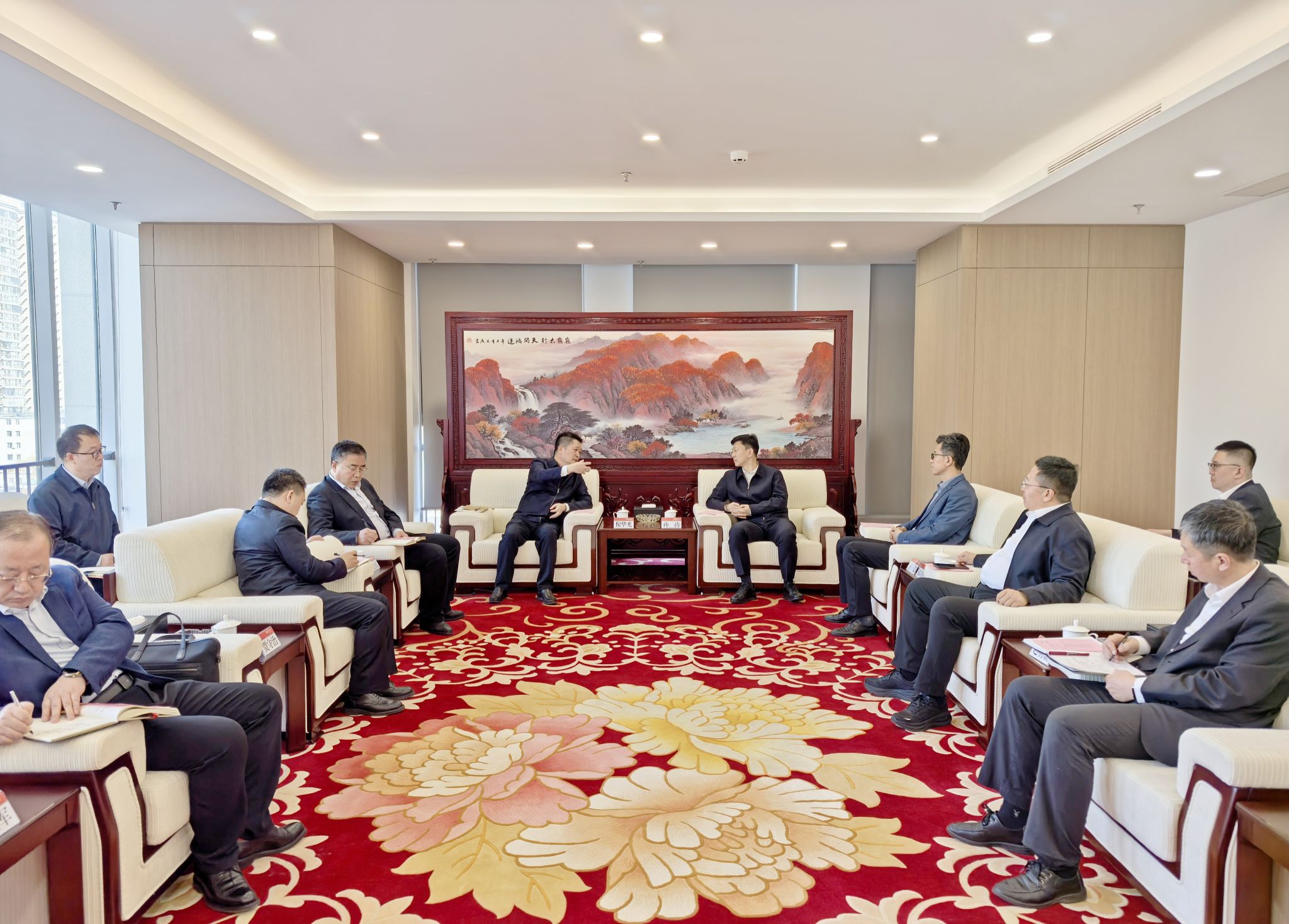 山西建投集團(tuán)與華電山西能源公司舉行工作會談