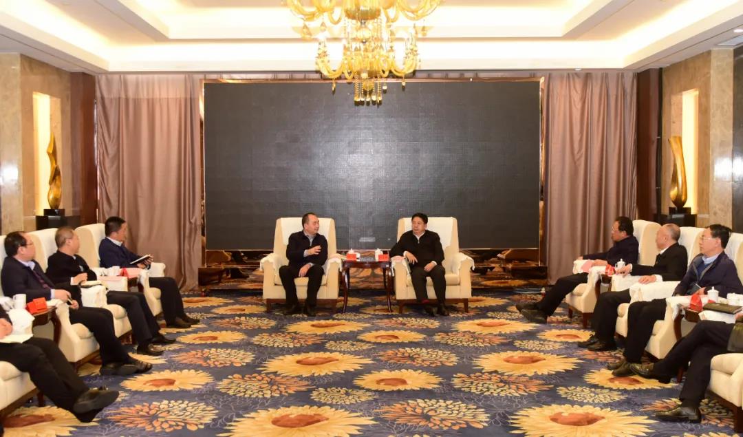 省委常委、大同市委書記張吉福與孫波一行舉行工作會(huì)談