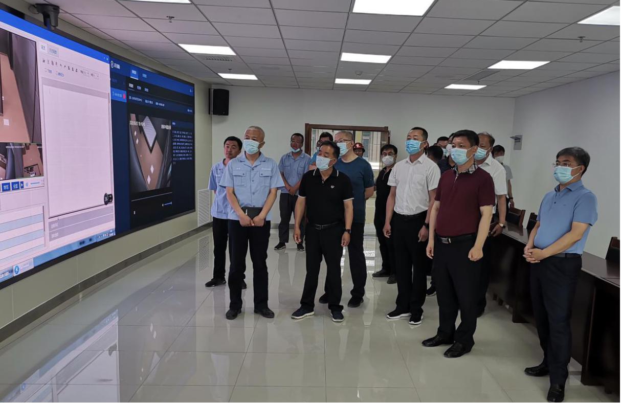 山西省委常委、紀(jì)委書(shū)記、監(jiān)察委員會(huì)主任在山西建投四建集團(tuán)承建的太原市廉政教育基地項(xiàng)目調(diào)研